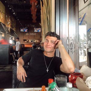 Meet your Posher, Tommy